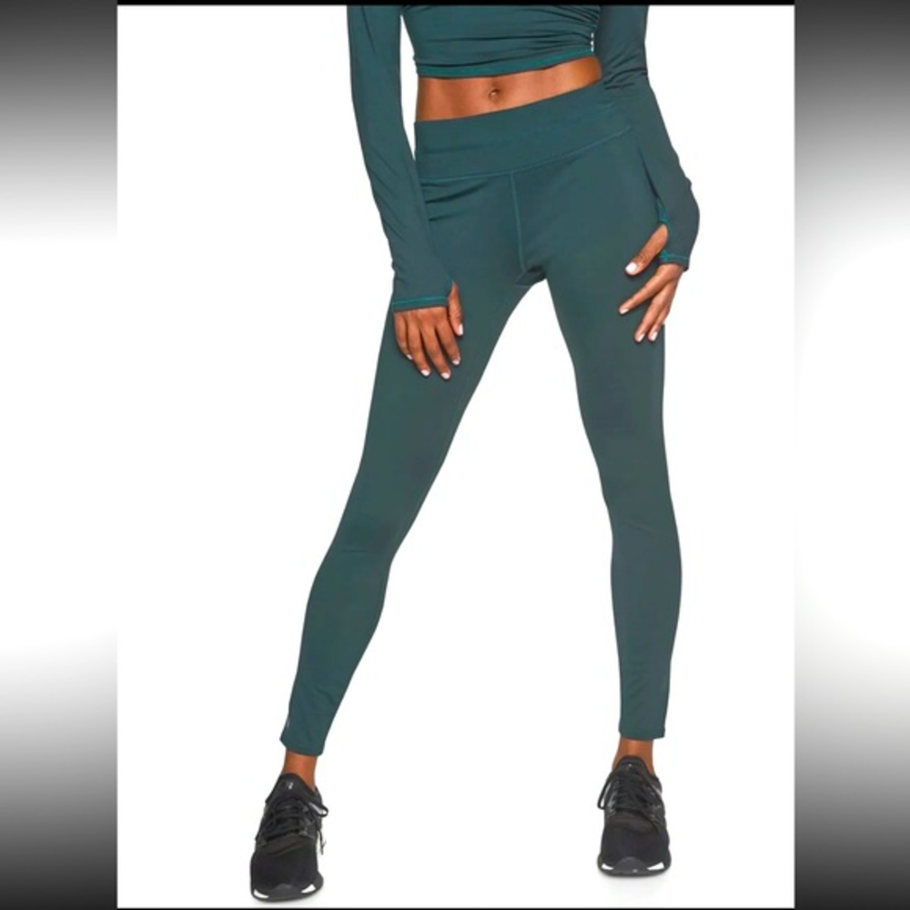 Athleta Sonar Tight Green SP